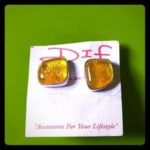 Dif vintage earrings